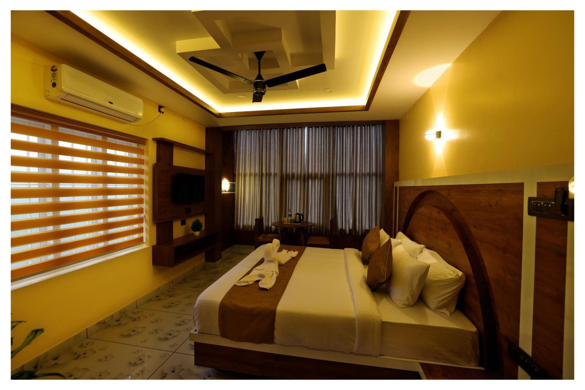 Hydel Palace Athirappilly By Bestinn Leisure Екстер'єр фото